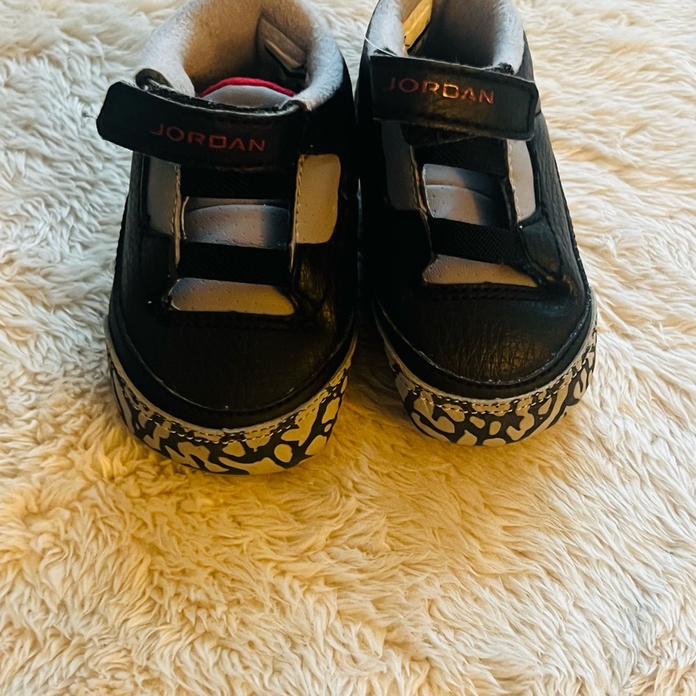 Retro Jordan 4